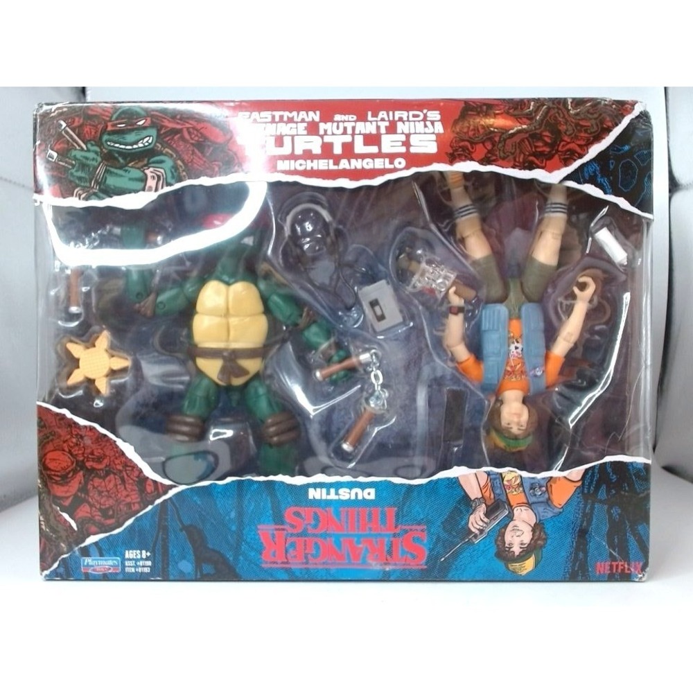 Teenage Mutant Ninja Turtles Stranger Things Michelangelo & Dustin Action Set